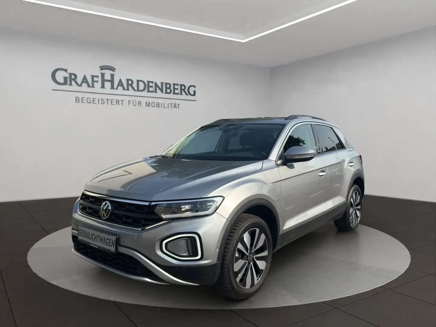Volkswagen T-Roc Life 1.5 TSI DSG Move Silber - 1