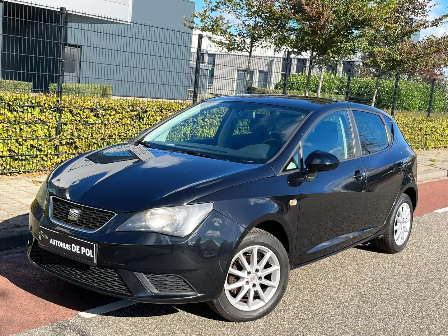 SEAT Ibiza 1.4 Style Airco ESP Centrale/Deurvergrendeling Noir - 1
