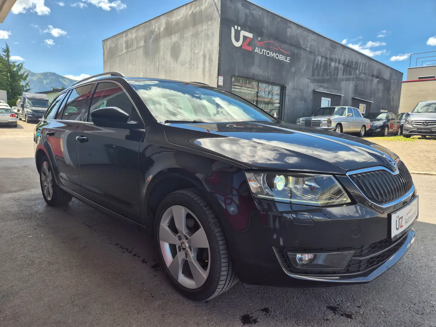 Skoda Octavia ALLRAD *** NAVI *** RÜCKFAHRK. *** Style 4x4 Schwarz - 1
