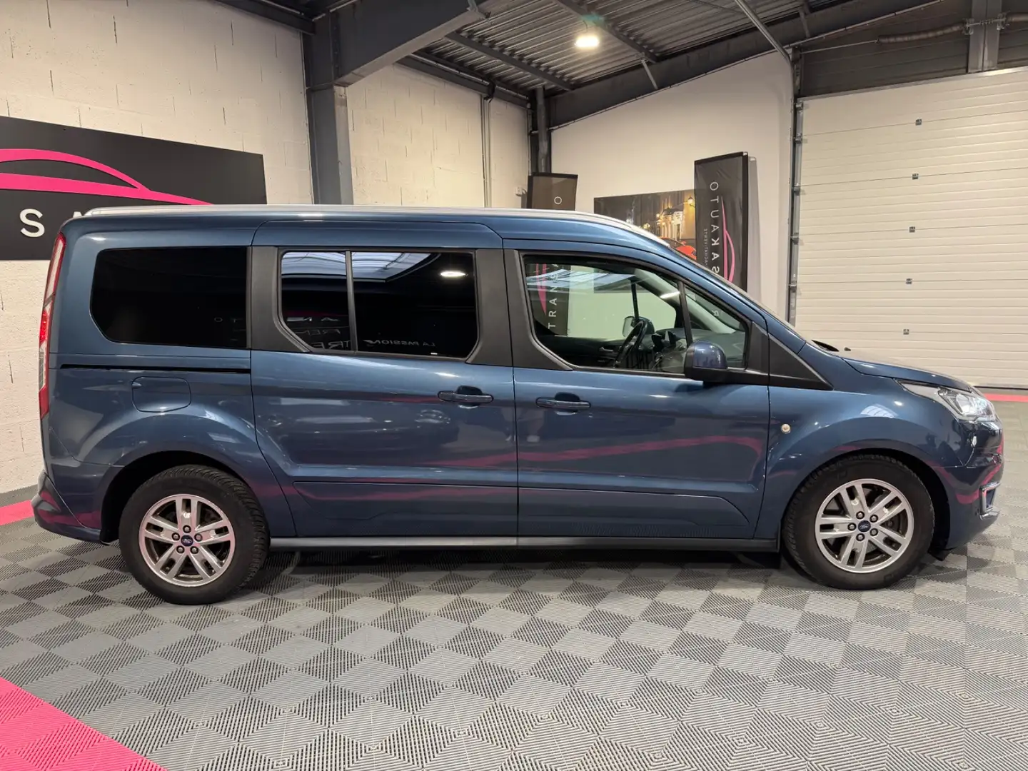 Ford Tourneo Connect Titanium Albastru - 2