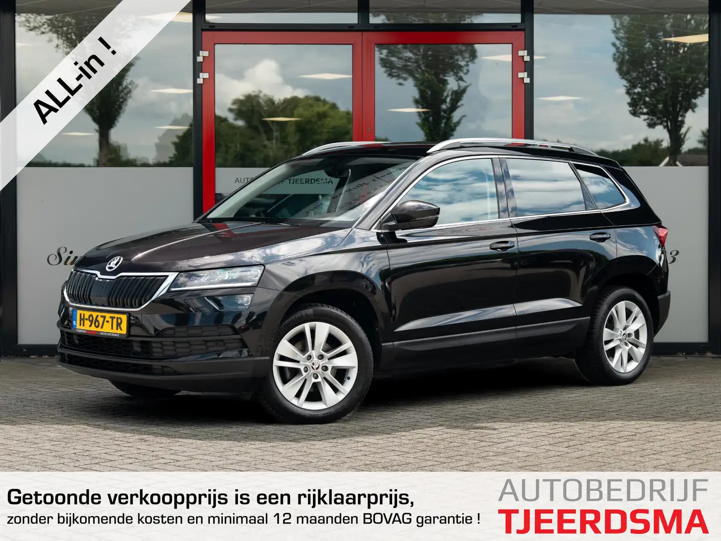 Skoda Karoq 1.5 TSI ACT Business Edition | Trekhaak (wegklapba Zwart - 1