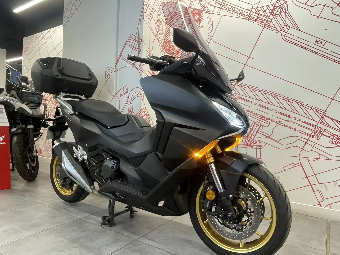 Honda Forza 750 Noir - 2