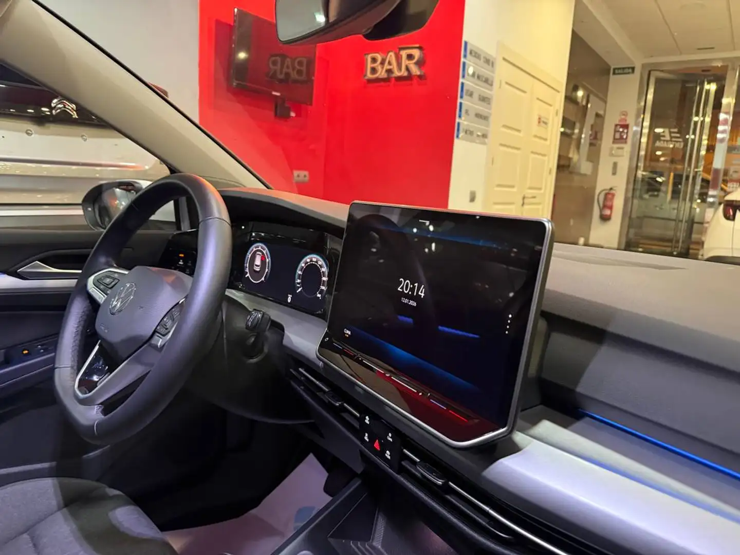 Volkswagen Golf 1.5 TSI Más 85kW Blanco - 1