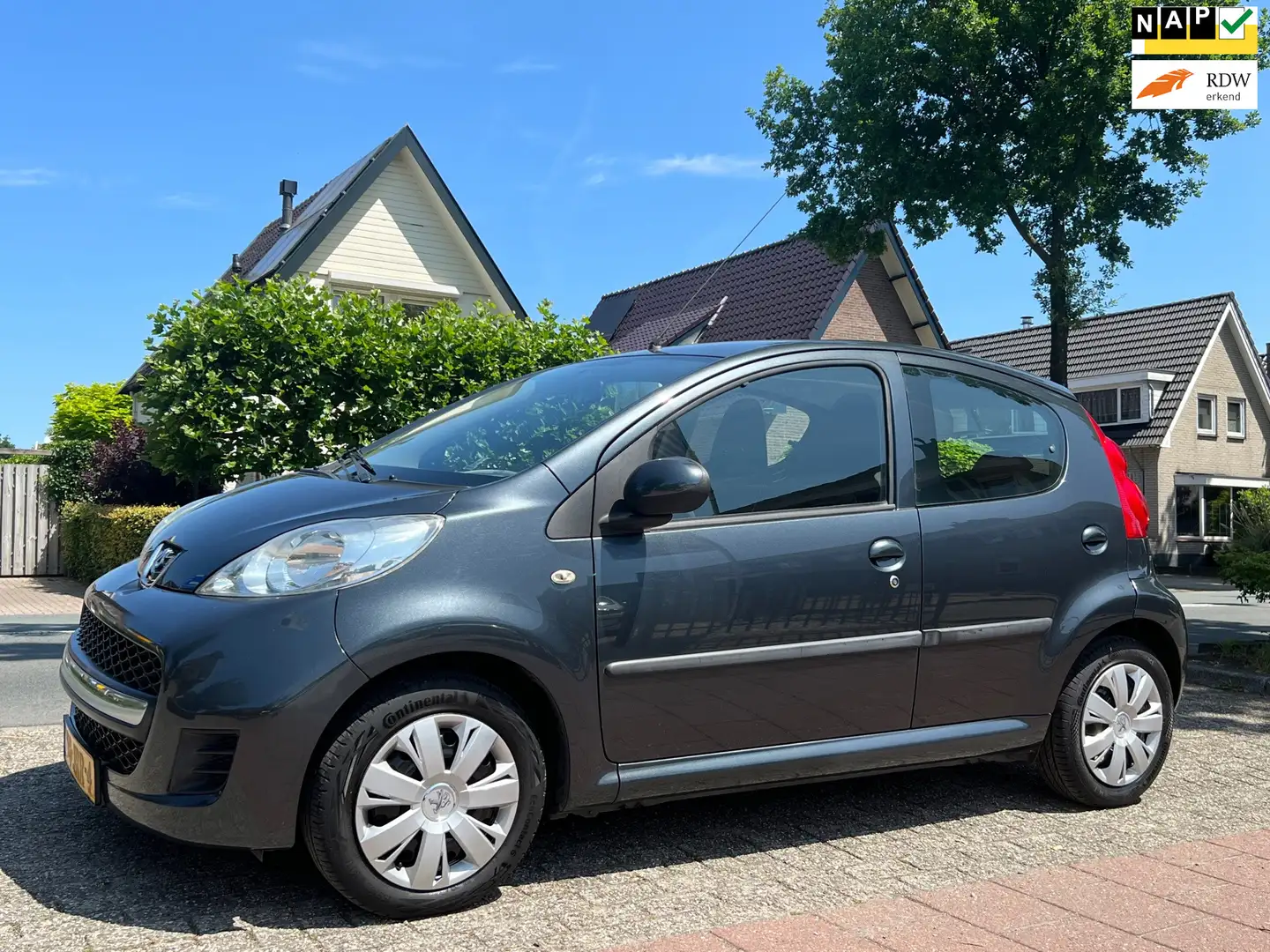 Peugeot 107 1.0-12V XS AUTOMAAT 89.000 km NL-NAP. Grigio - 1