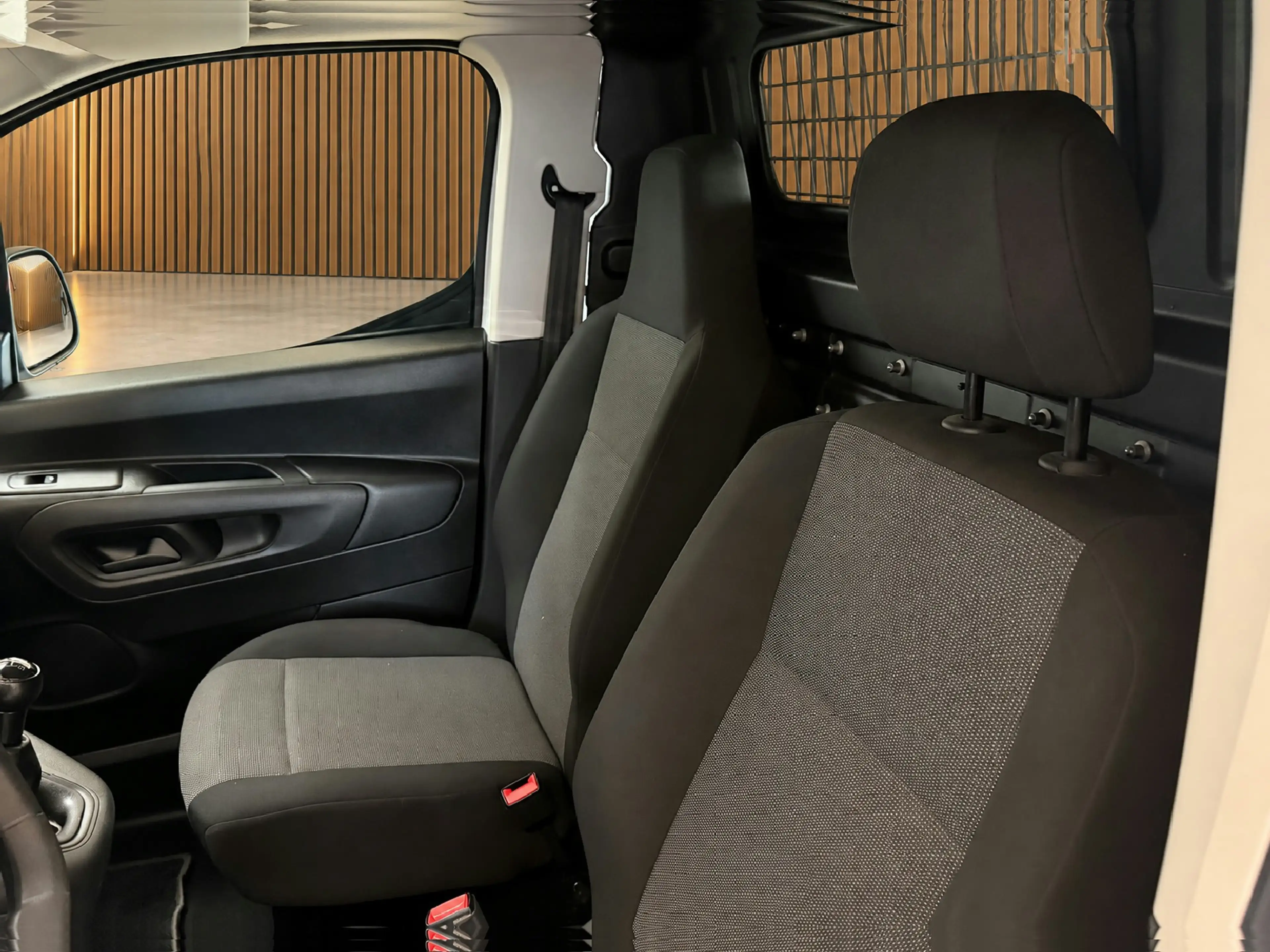 Peugeot Partner 1.6 BlueHDI Pro | Airco | Trekhaak — photo 11