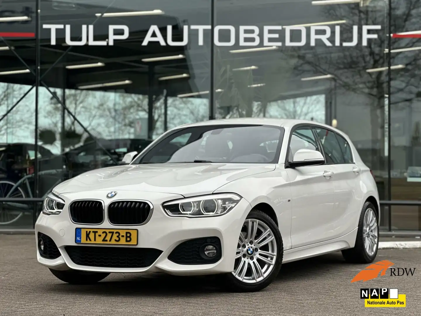 BMW 118 1-serie 118i Centennial High Executive Automaat NL Wit - 1