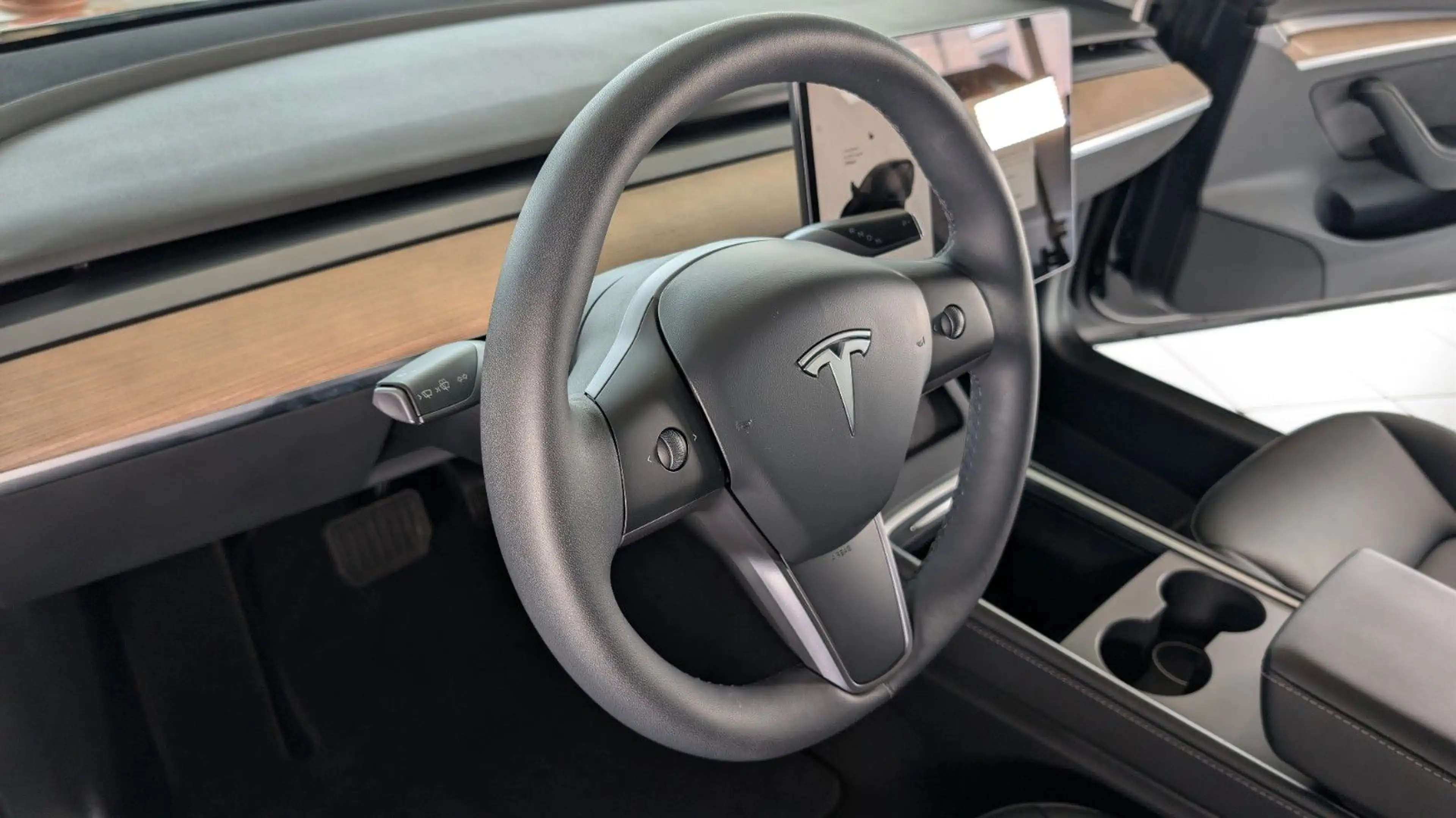 Tesla Model 3 Long Range RWD *MwSt*LED*LHZ* — photo 10