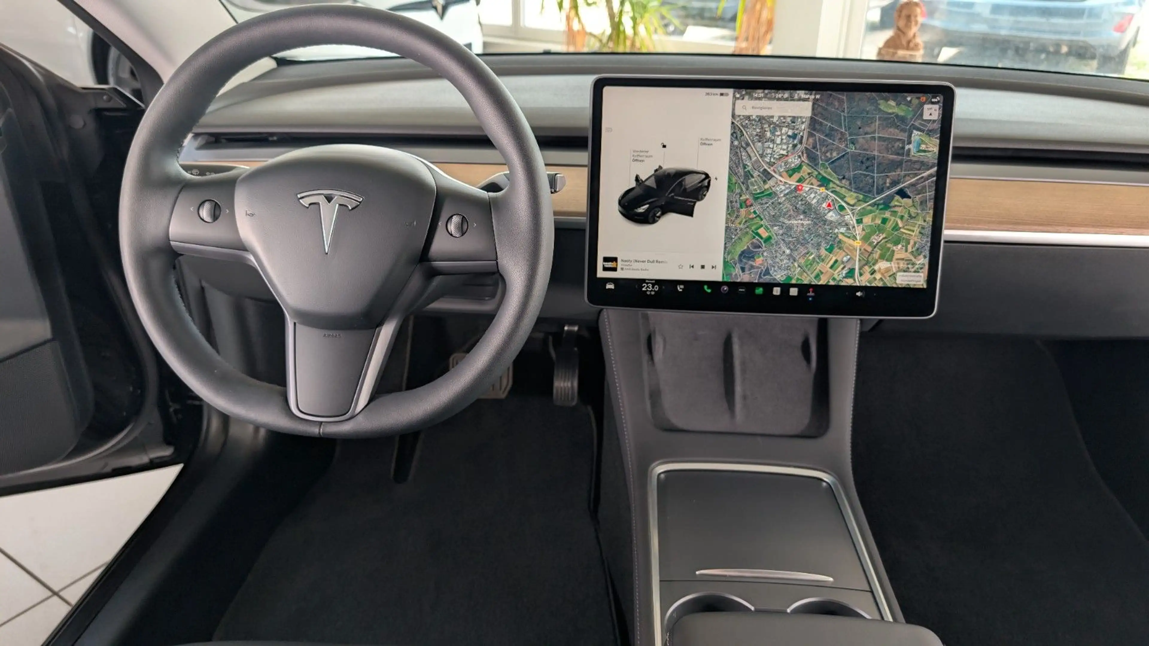 Tesla Model 3 Long Range RWD *MwSt*LED*LHZ* — photo 15