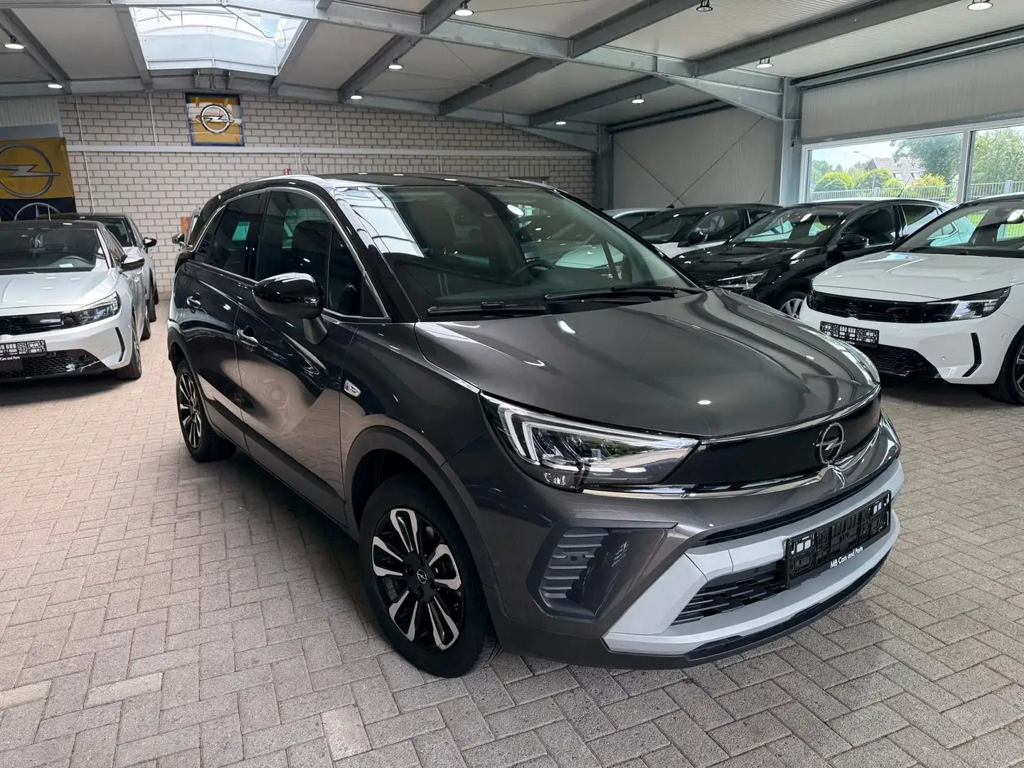 Opel Crossland X 1.2 Turbo Elegance RFK LED PDC Navi Gris - 2