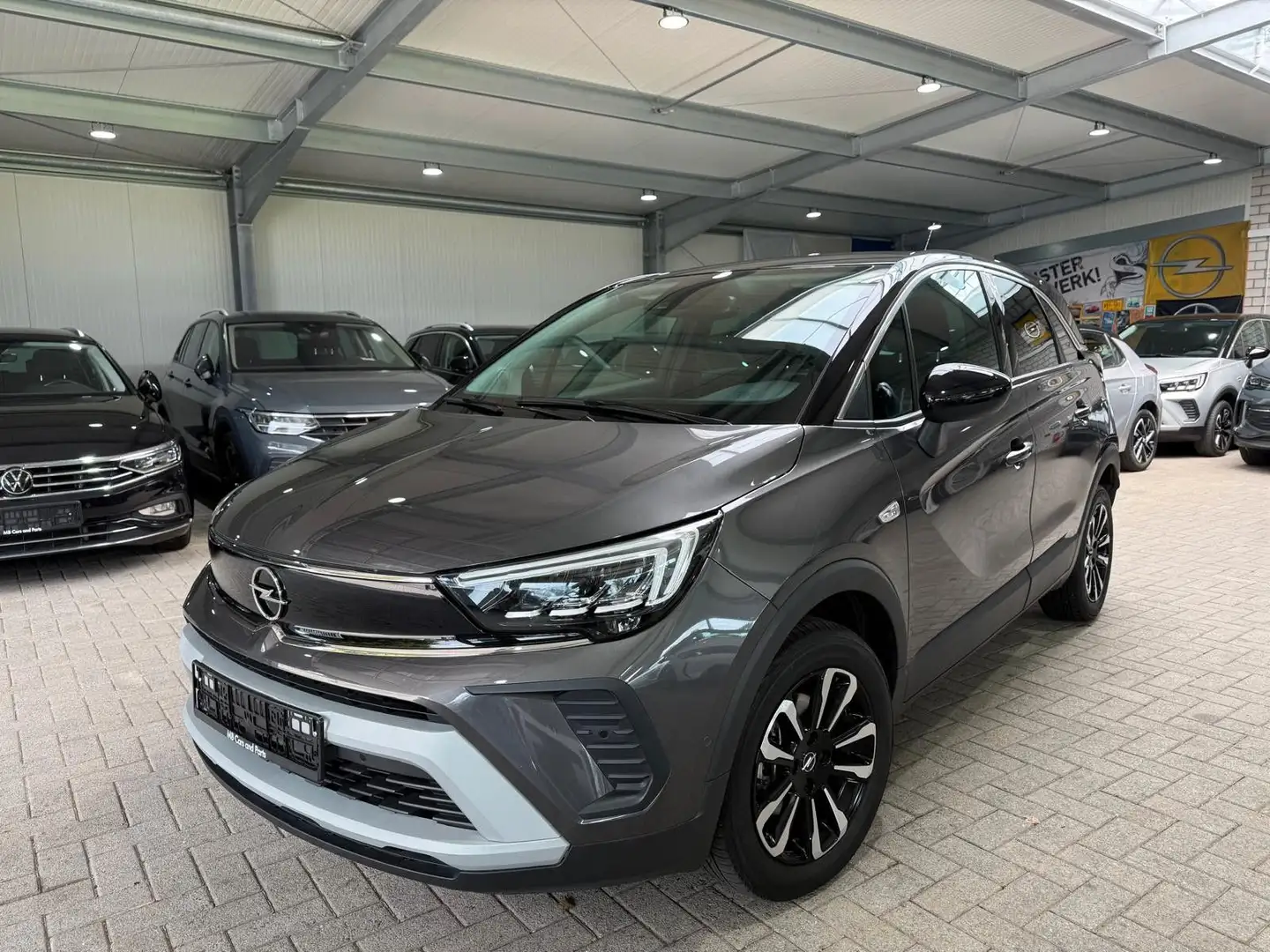 Opel Crossland X 1.2 Turbo Elegance RFK LED PDC Navi Gris - 1