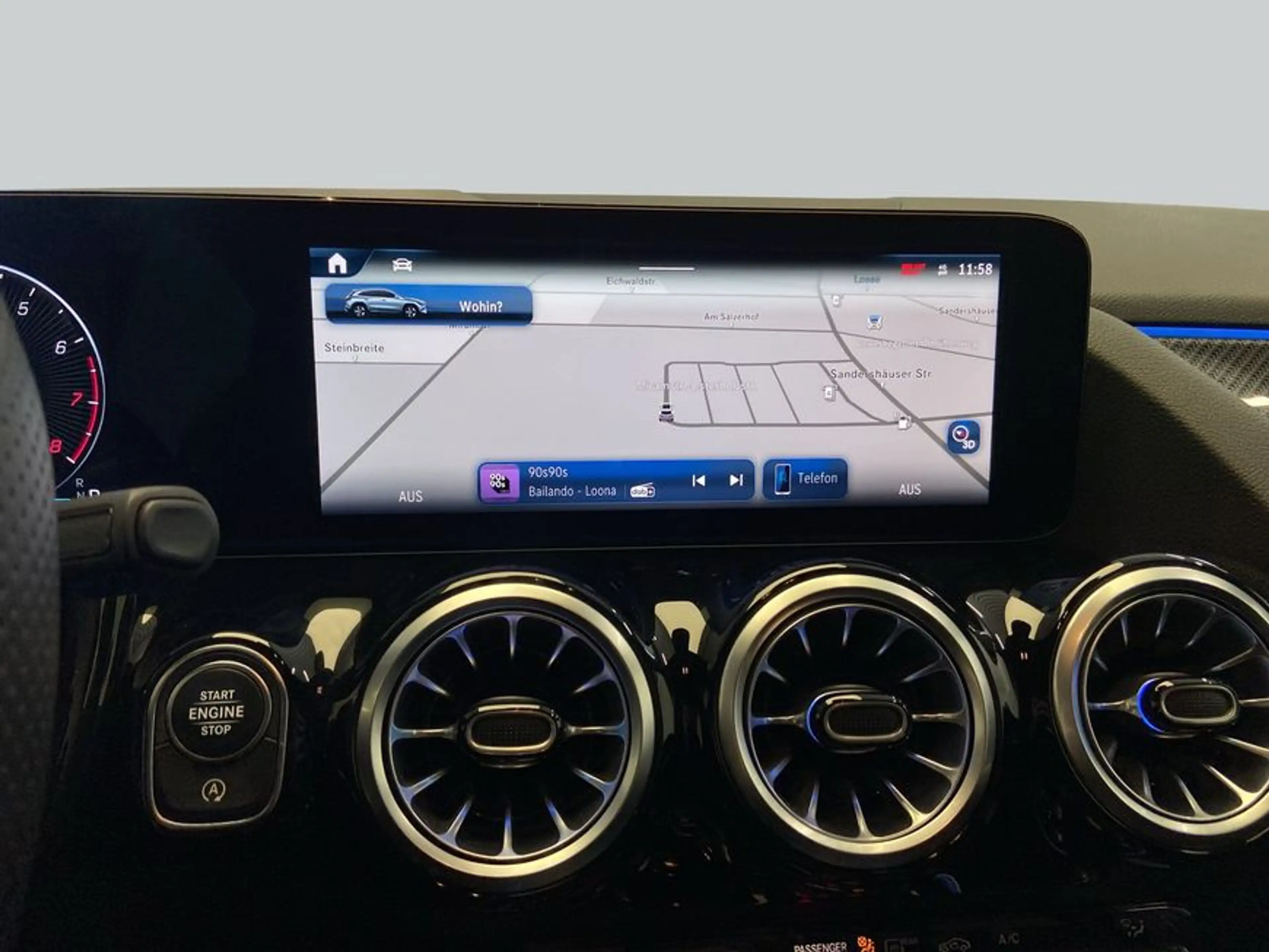 Mercedes-Benz GLA 200 GLA — photo 18