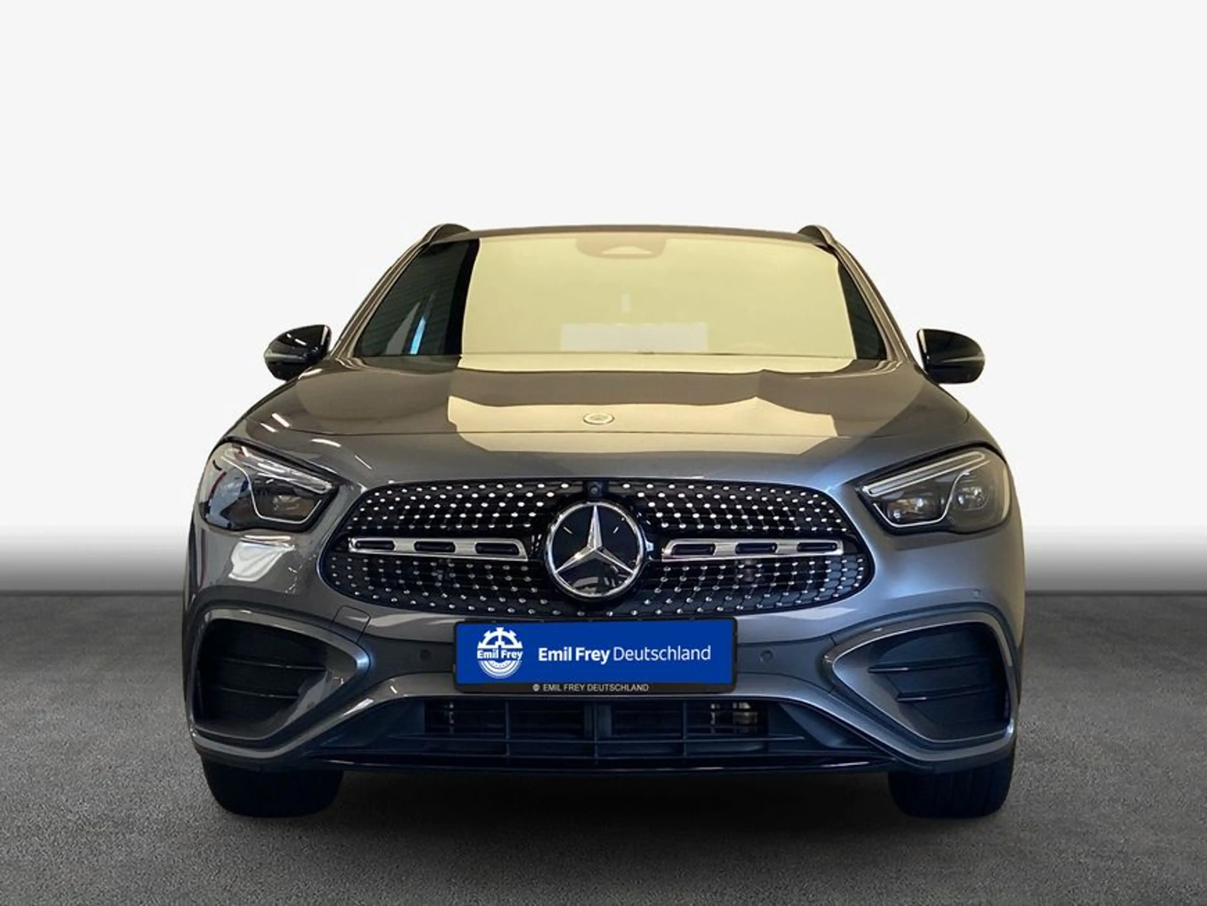 Mercedes-Benz GLA 200 GLA — photo 3