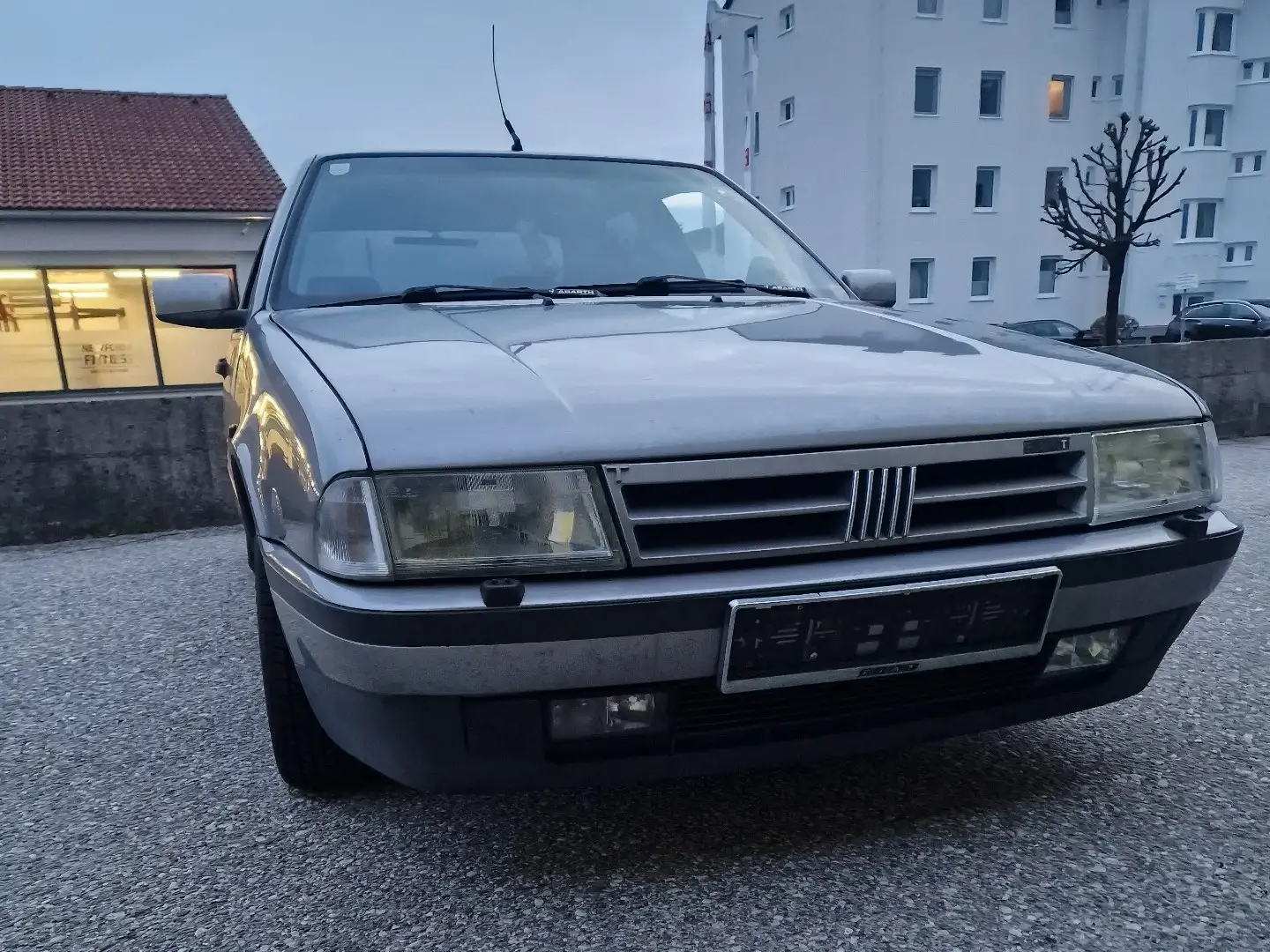 Fiat Croma 2,0i.e. Turbo Leder siva - 1