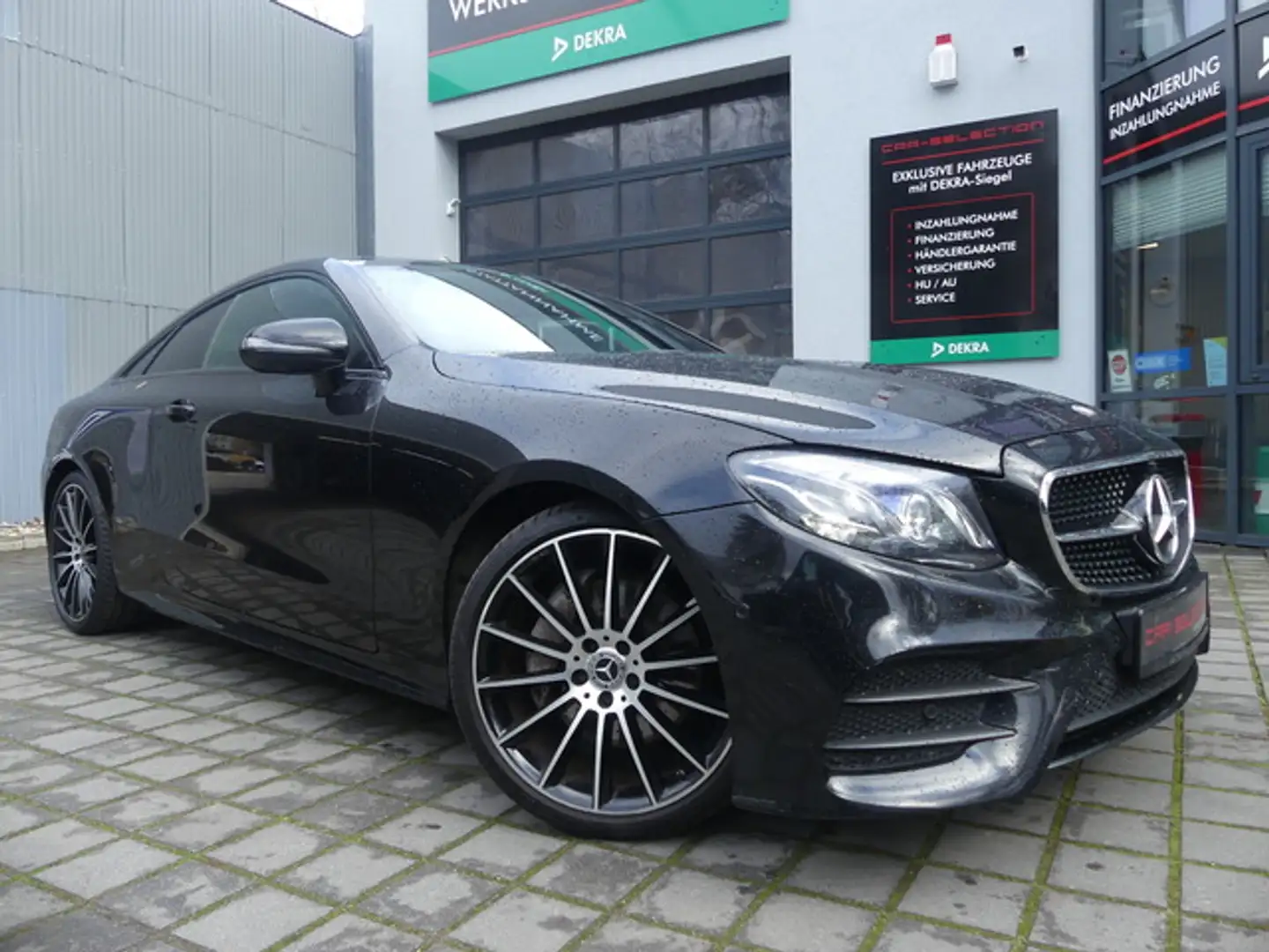 Mercedes-Benz E 220 d Coupe AMG Line WIDESCREEN/LED/20"/BURMESTER Siyah - 1