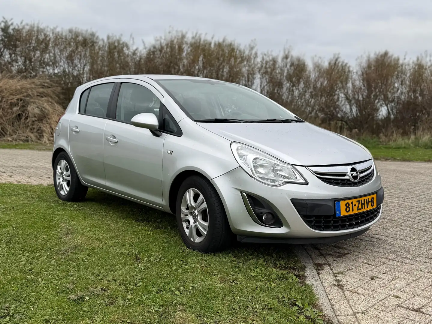 Opel Corsa Corsa 1.2-16V Cosmo Grijs - 1