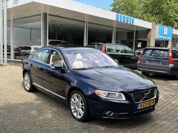 4.4 V8 AWD Executive Schuifdak ACC Keyless