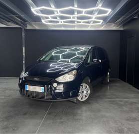 1.8 tdci 125cv Carte grise 7 places