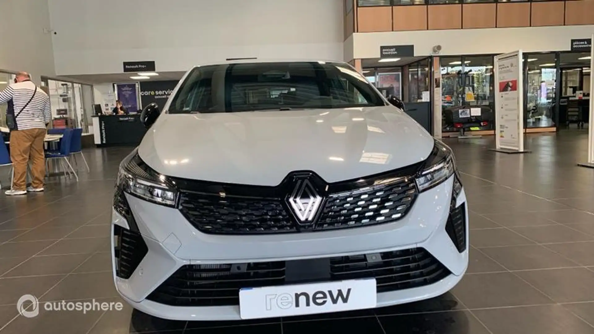 Renault Clio 1.6 E-Tech 145ch full hybrid Techno - 25b - 2