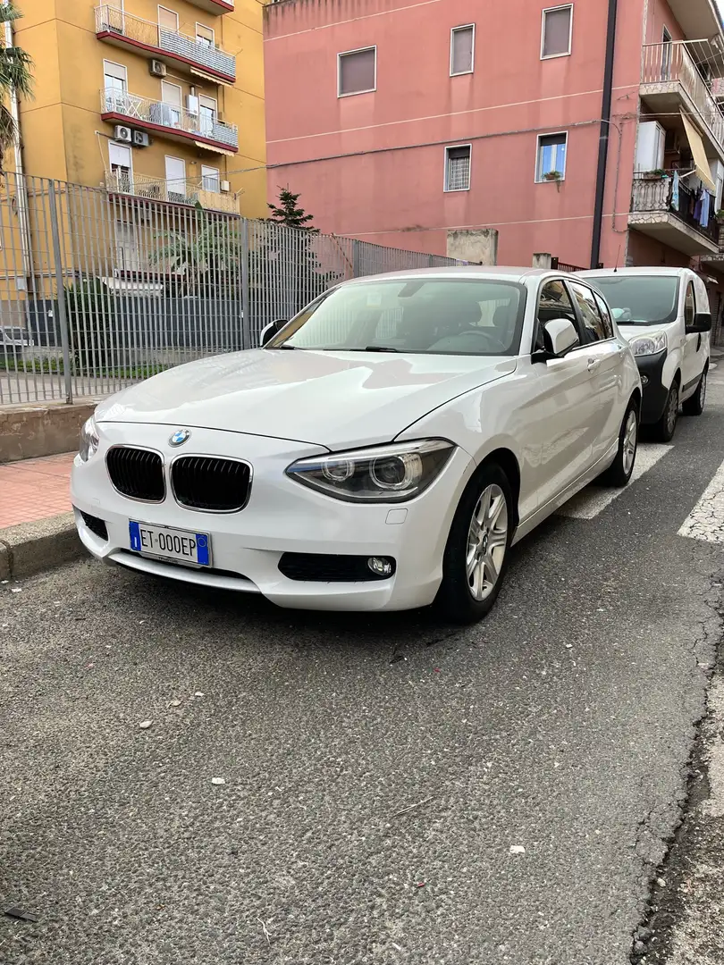 BMW 116 116d 5p Urban Bianco - 1