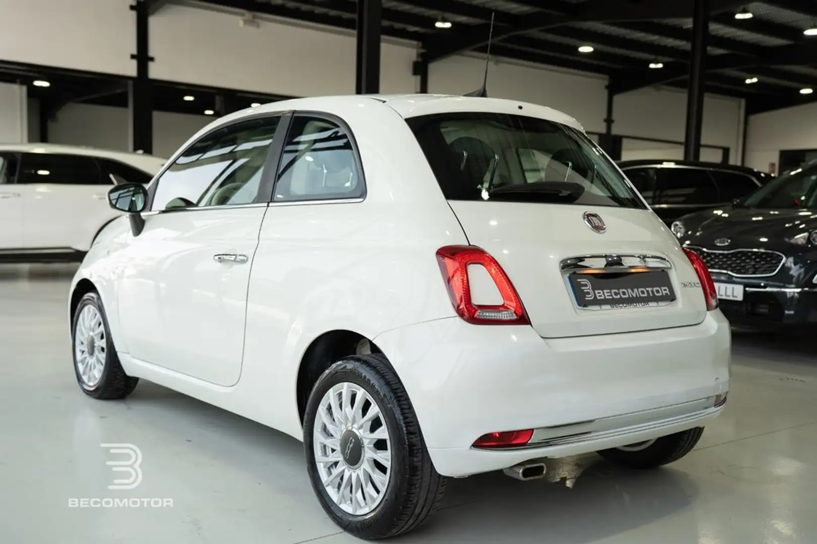 Fiat 500 Club 1.0 Hybrid 51KW (70 CV) Blanco - 2