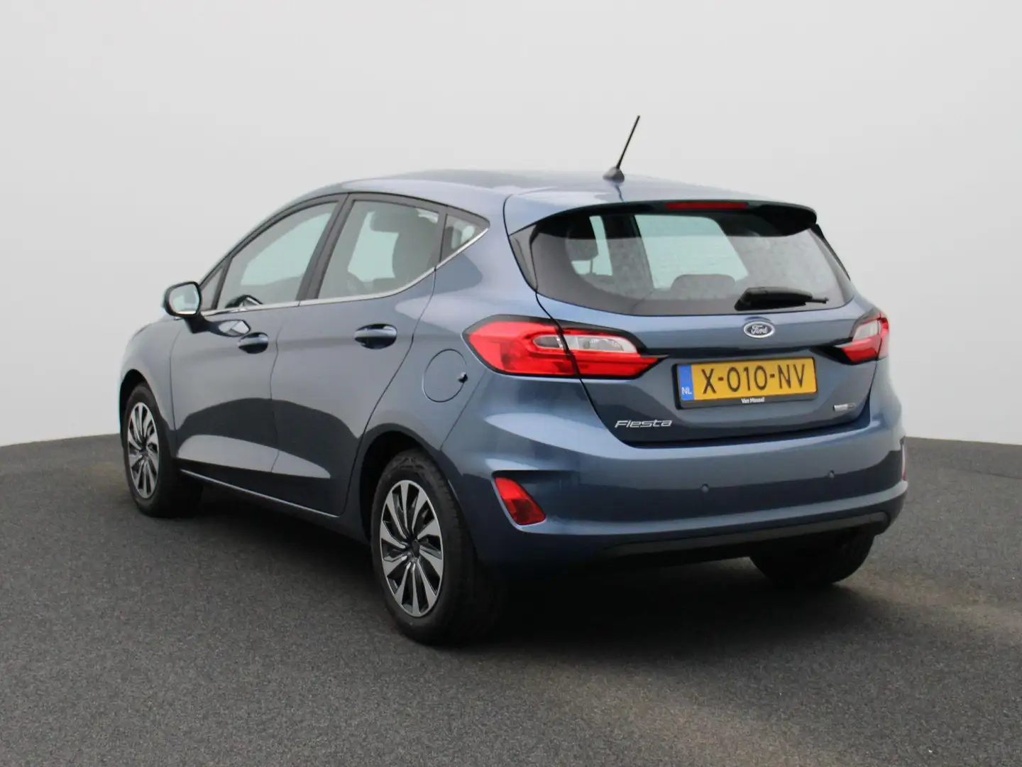 Ford Fiesta 1.0 EcoBoost Hybrid Titanium Winterpack | Navigati Bleu - 2