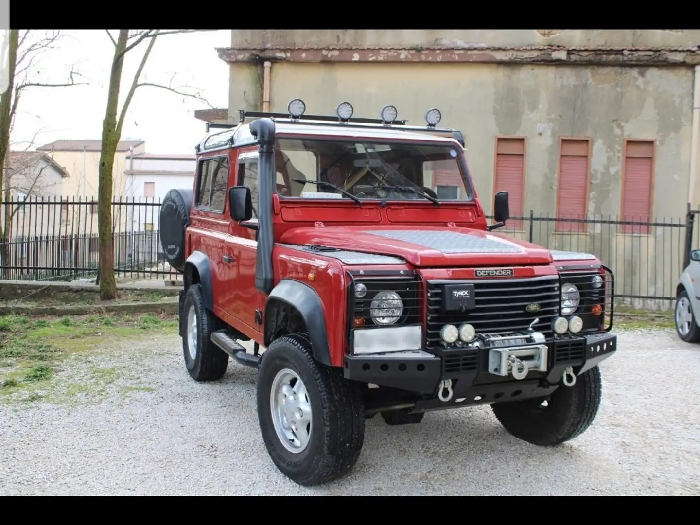 Land Rover Defender 90 2.5 td5 County SW Kırmızı - 1