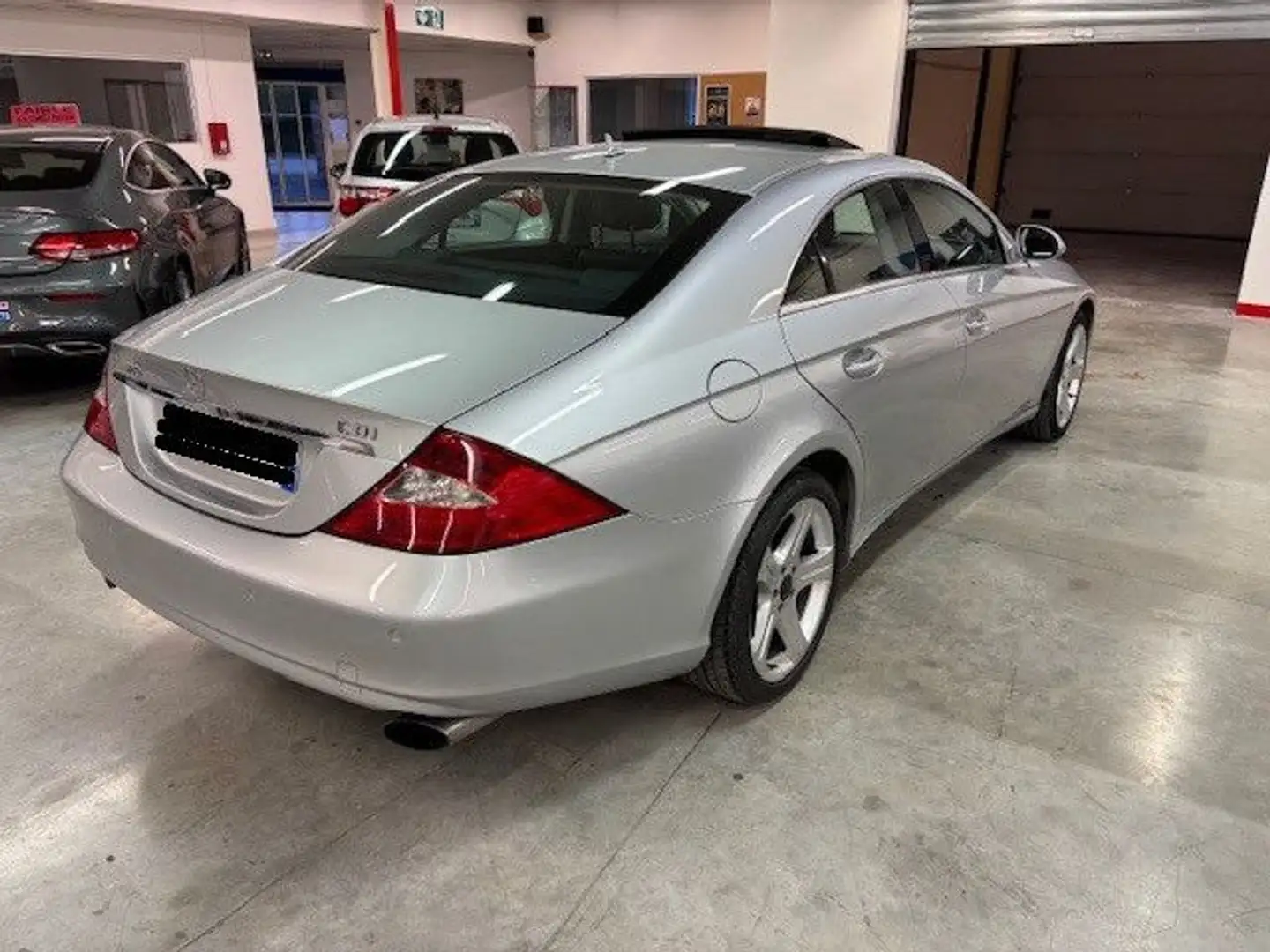 Mercedes-Benz CLS 320 CDI AVANTGARDE Silber - 2