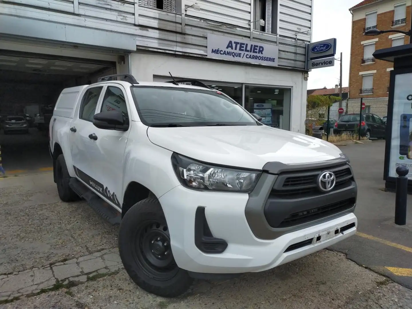 Toyota Hilux IV 4WD 2.4 D-4D 150 DOUBLE CABINE Blanc - 2