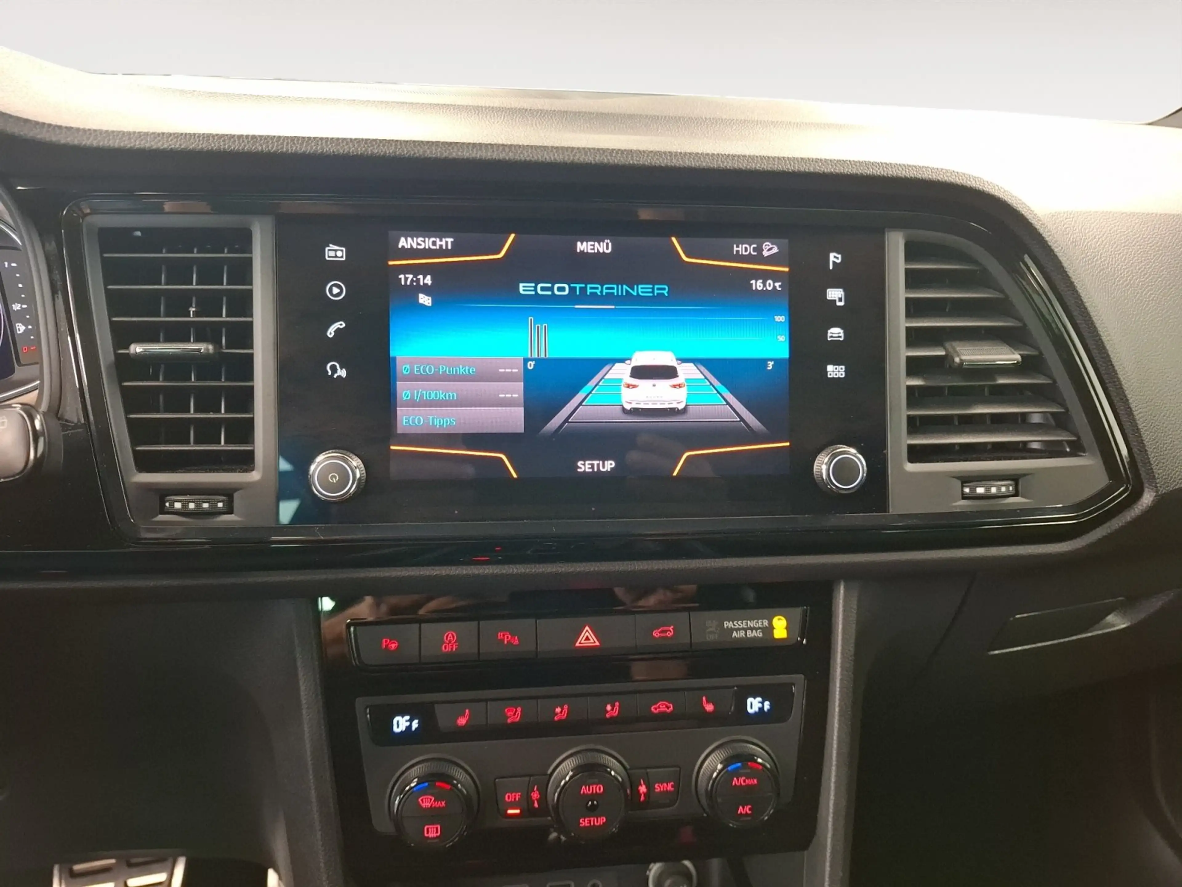 CUPRA Ateca 2,0 TSI 4Drive ABT 360° RFK ACC AHK Pano — photo 13