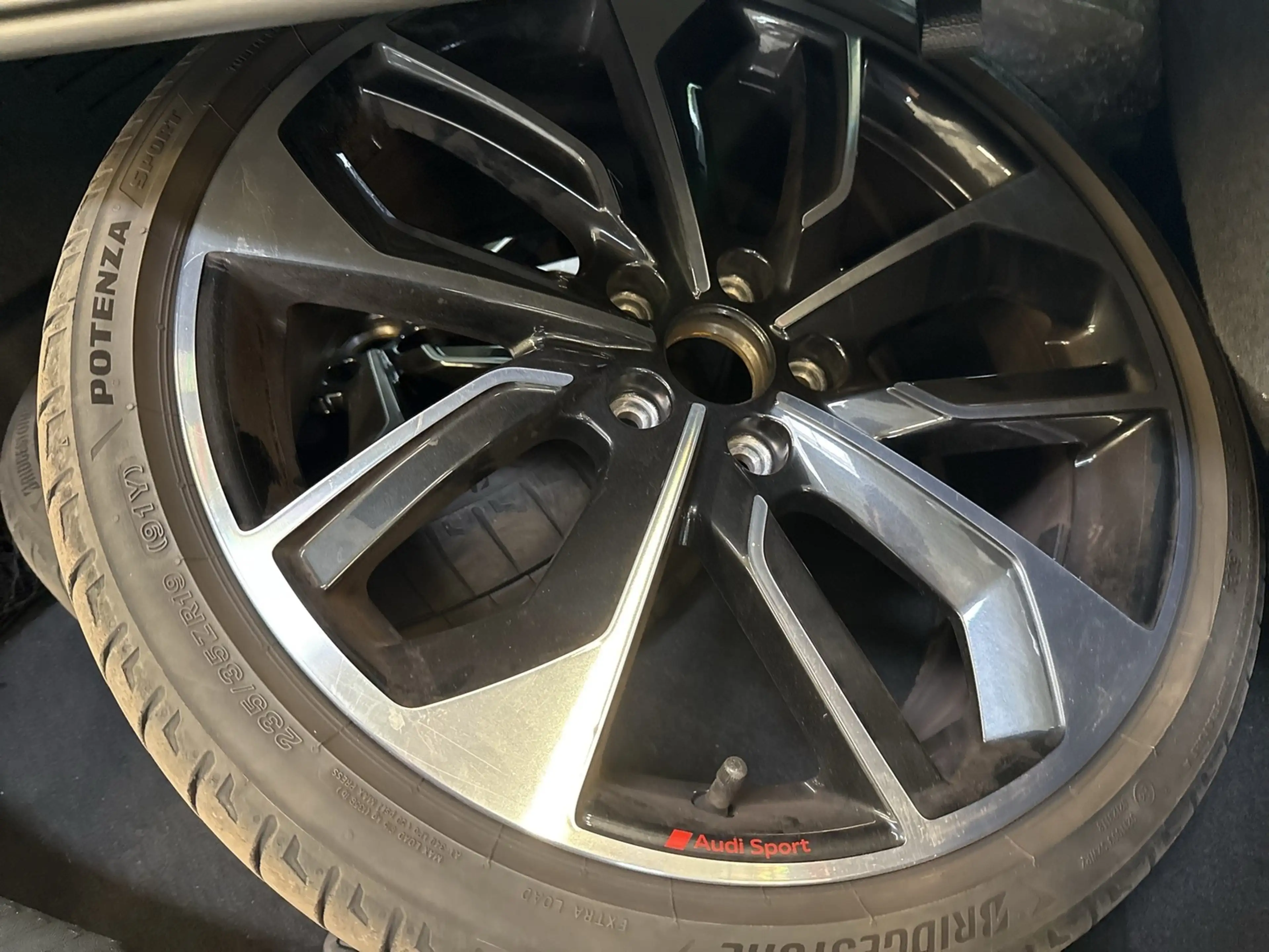 Audi S3 Qu. Lim. PANO B&O KAMERA ALU19" HUD MATRIX — photo 9