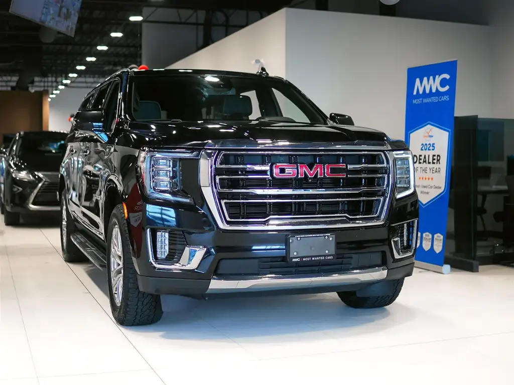 2024 GMC Yukon XL SLT 4WD photo 4