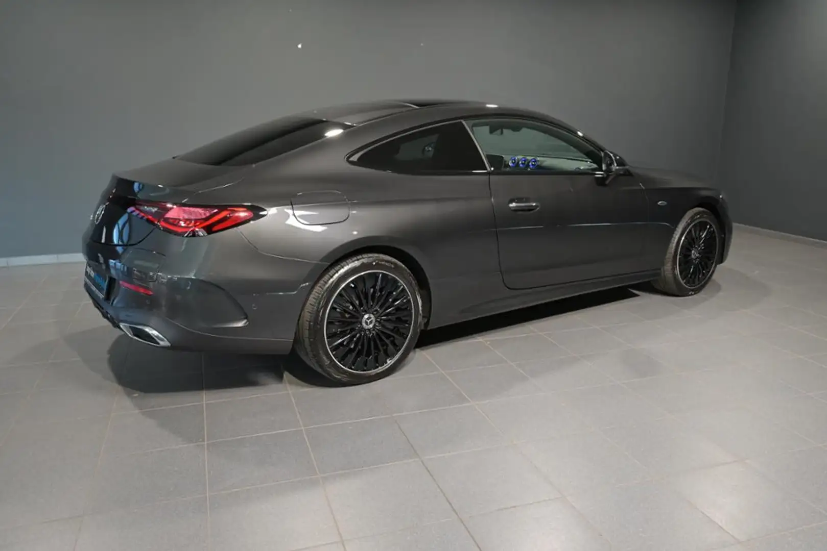 Mercedes-Benz CLE 300 e AMG/360'/LED/NAVI/PANO/AHK/TOTW/ Grau - 2