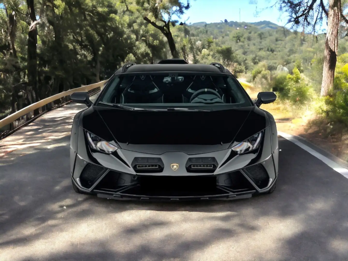 Lamborghini Huracán Sterrato Negro - 1