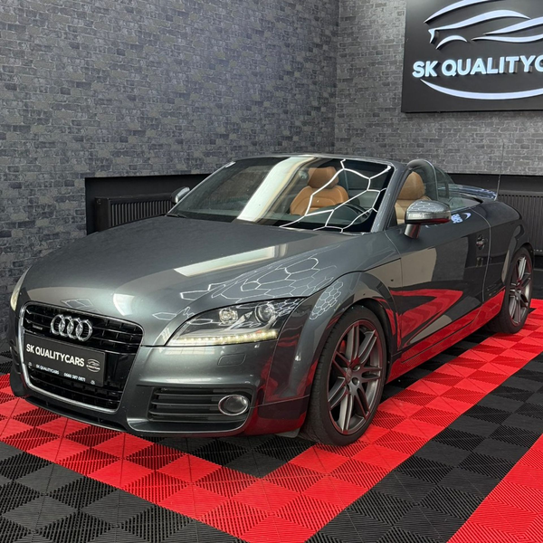 Audi TT 2.0 TDI quattro — photo 11