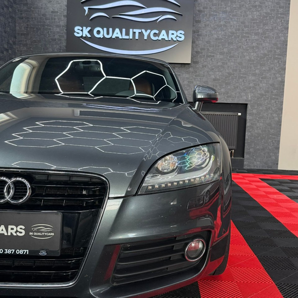 Audi TT 2.0 TDI quattro — photo 6