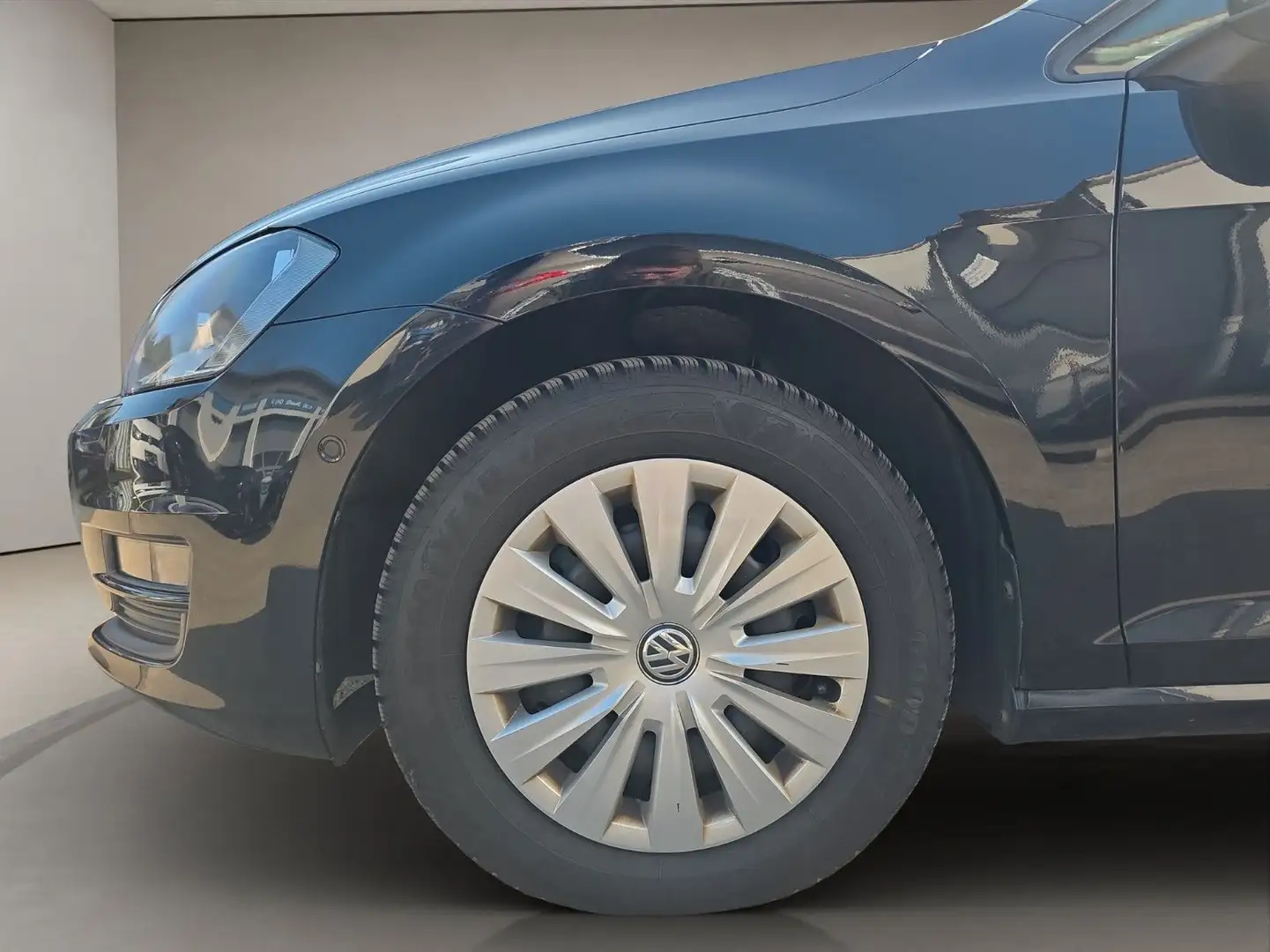 Volkswagen Golf VII Limousine BMT Life SHZ PDC GRA GJR Noir - 2