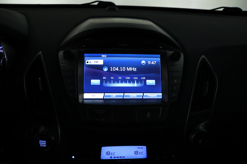 Hyundai iX35 2.0 CRDi 4WD Style / Opendak / Leder / Navi / Came — photo 19