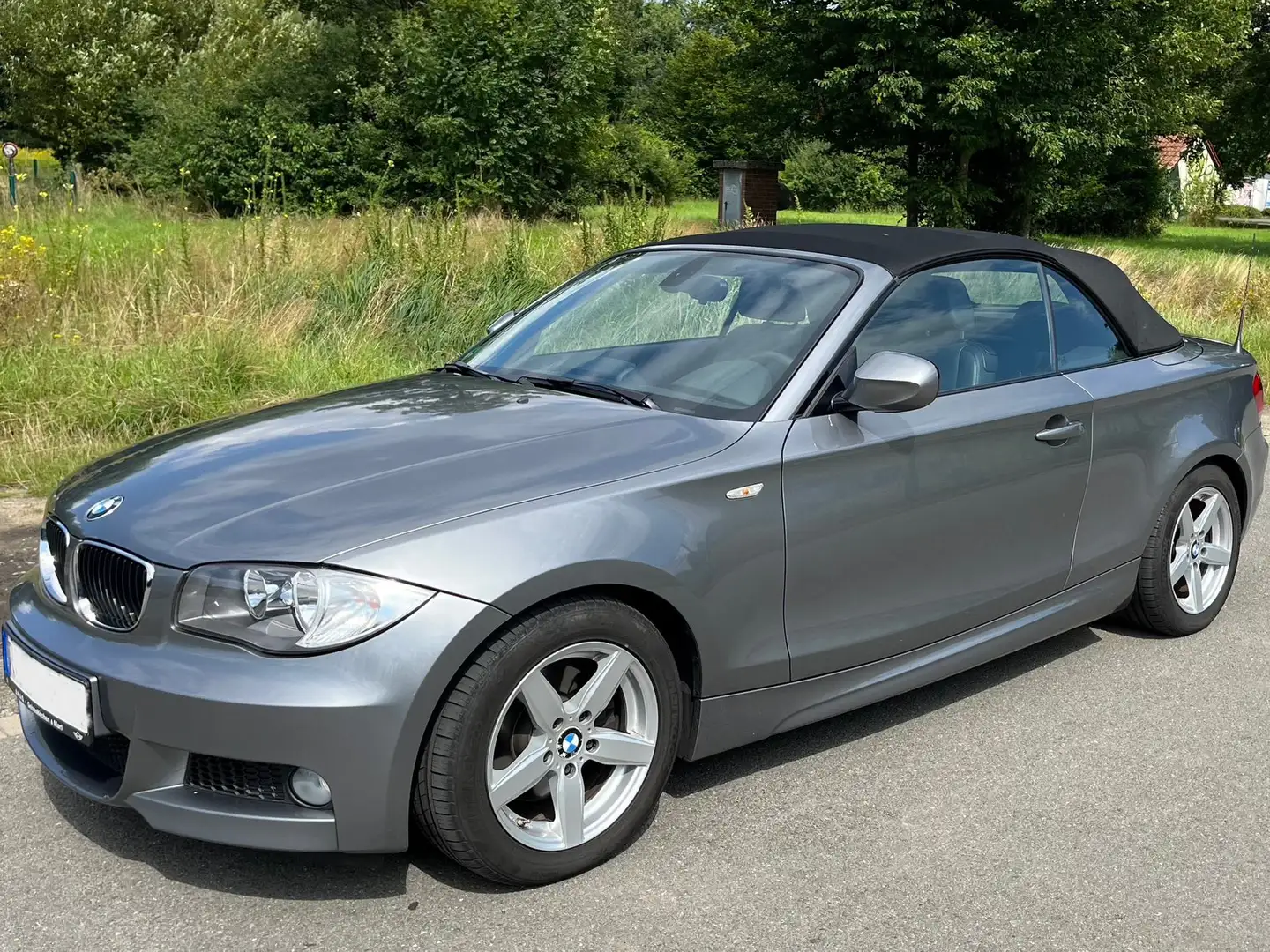 BMW 120 120d Cabrio Grau - 1