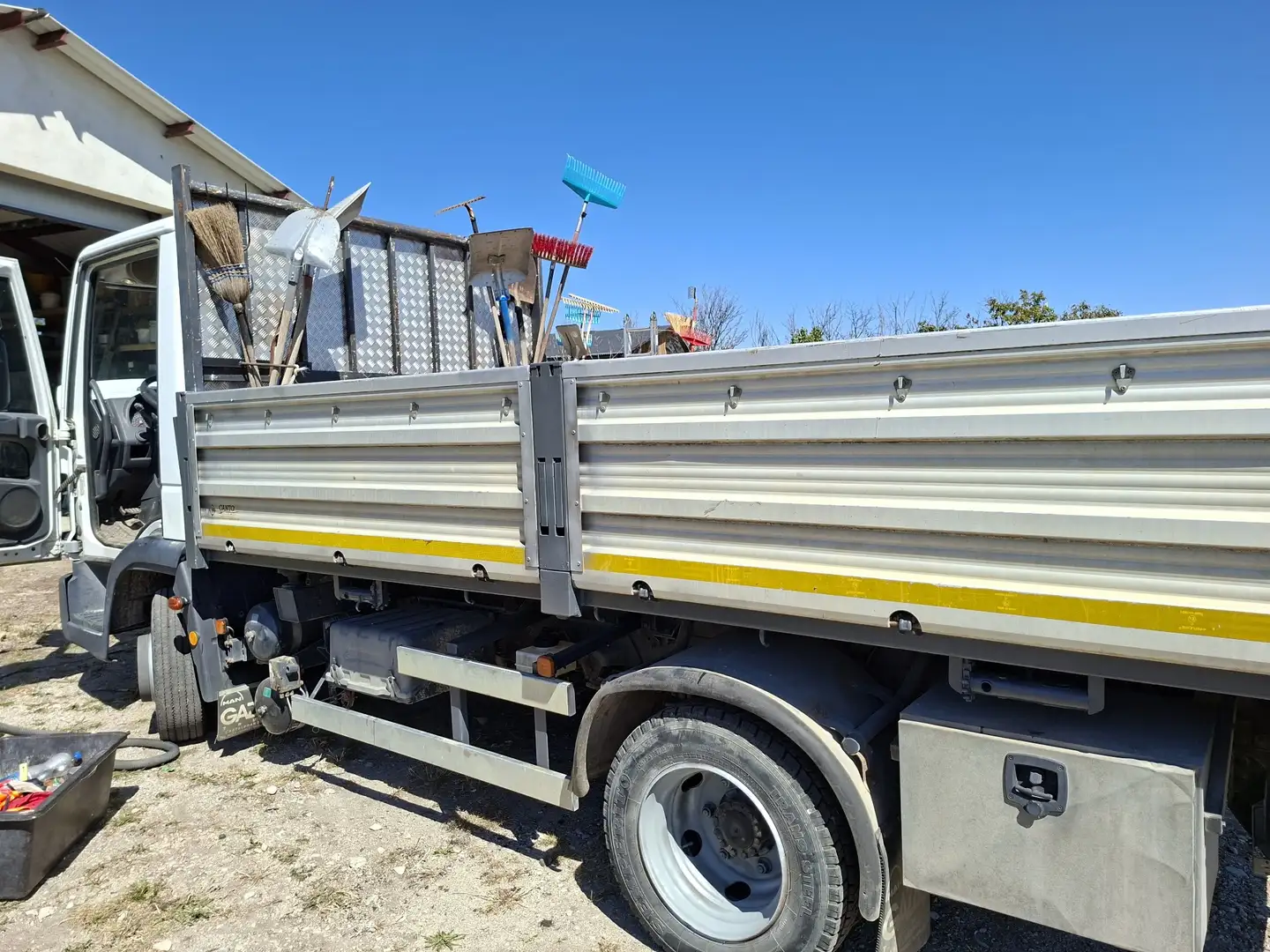 Iveco Sonstige LKW 7,5to EuroCargo Kipper Weiß - 2