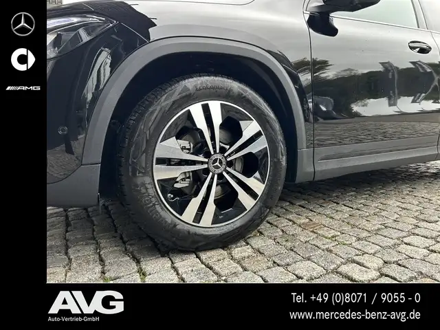 Mercedes-Benz GLA view 7