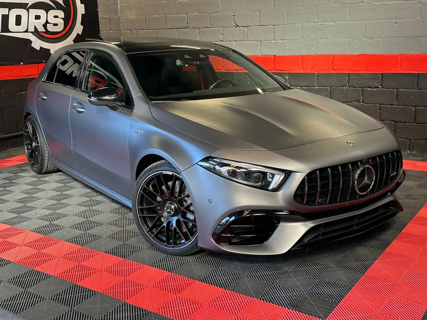 Mercedes-Benz A 45 AMG A 45 AMG 4-Matic+ (EU6AP) Gris - 1