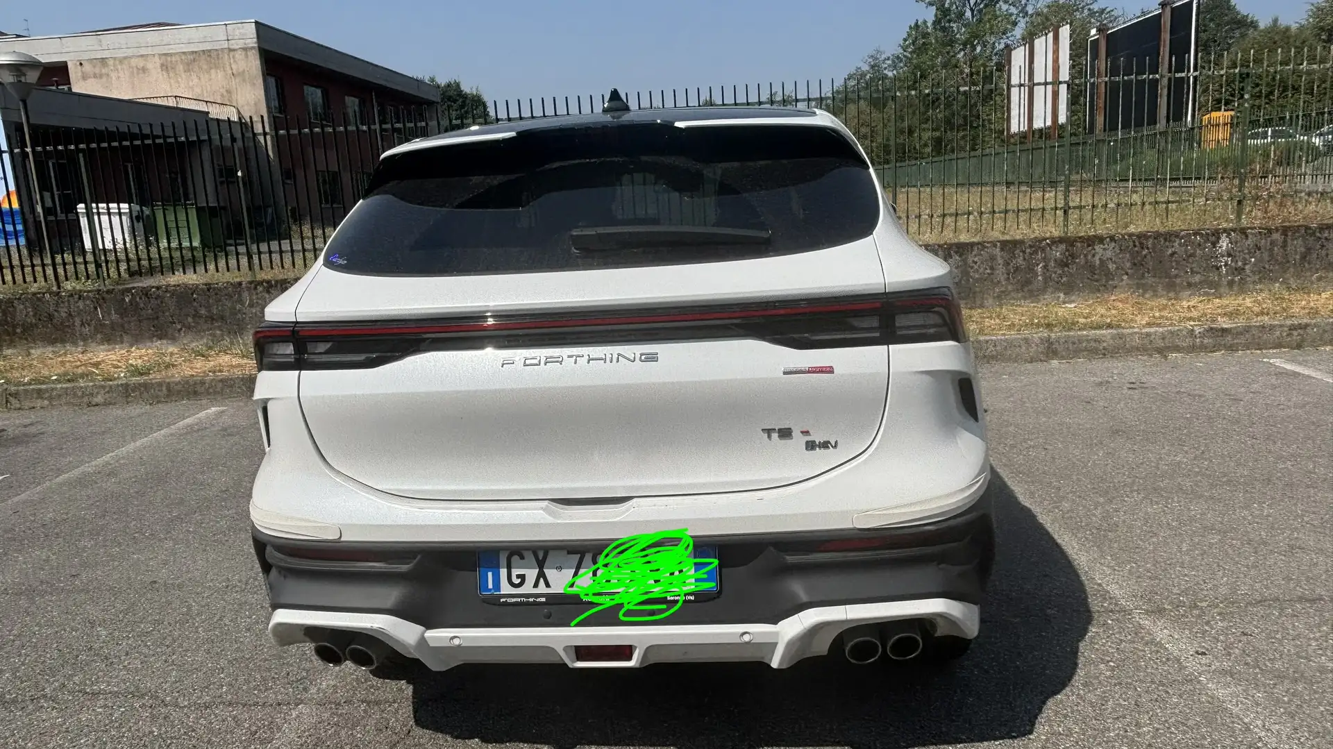 Forthing T5 Evo Friday HEV 1.5 auto - 2