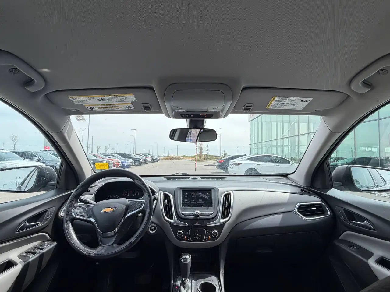 Chevrolet Equinox снимка Chevrolet Equinox
