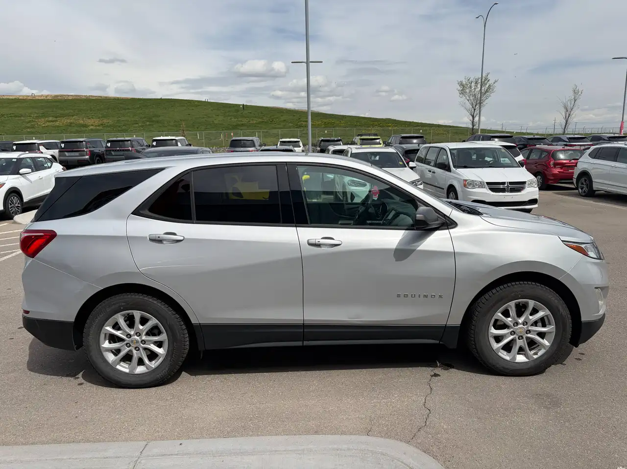 Chevrolet Equinox снимка Chevrolet Equinox