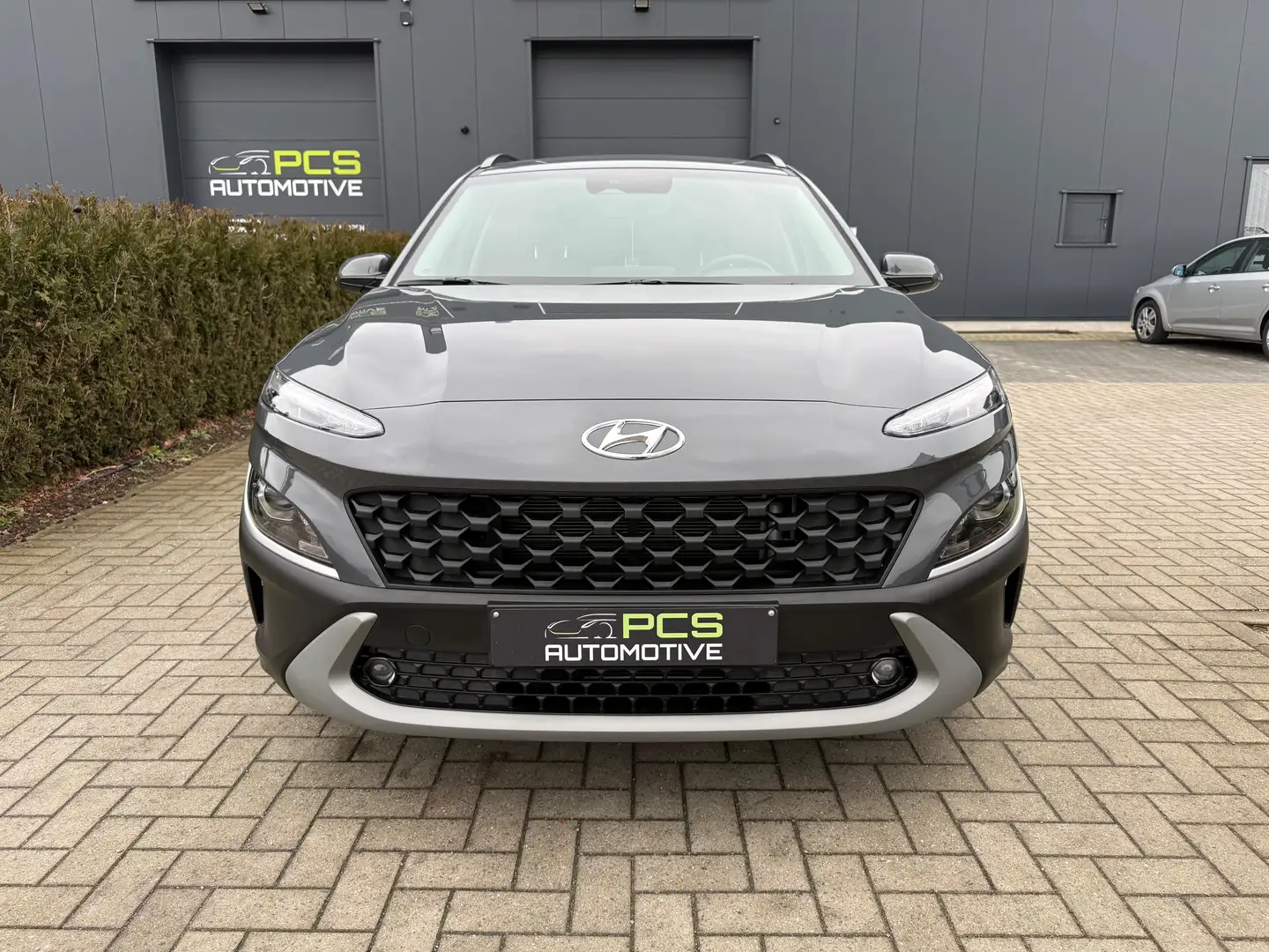Hyundai KONA 1.6 Benzine Hybride/ 36.000 km / 1e Eig / 2023 Grau - 2
