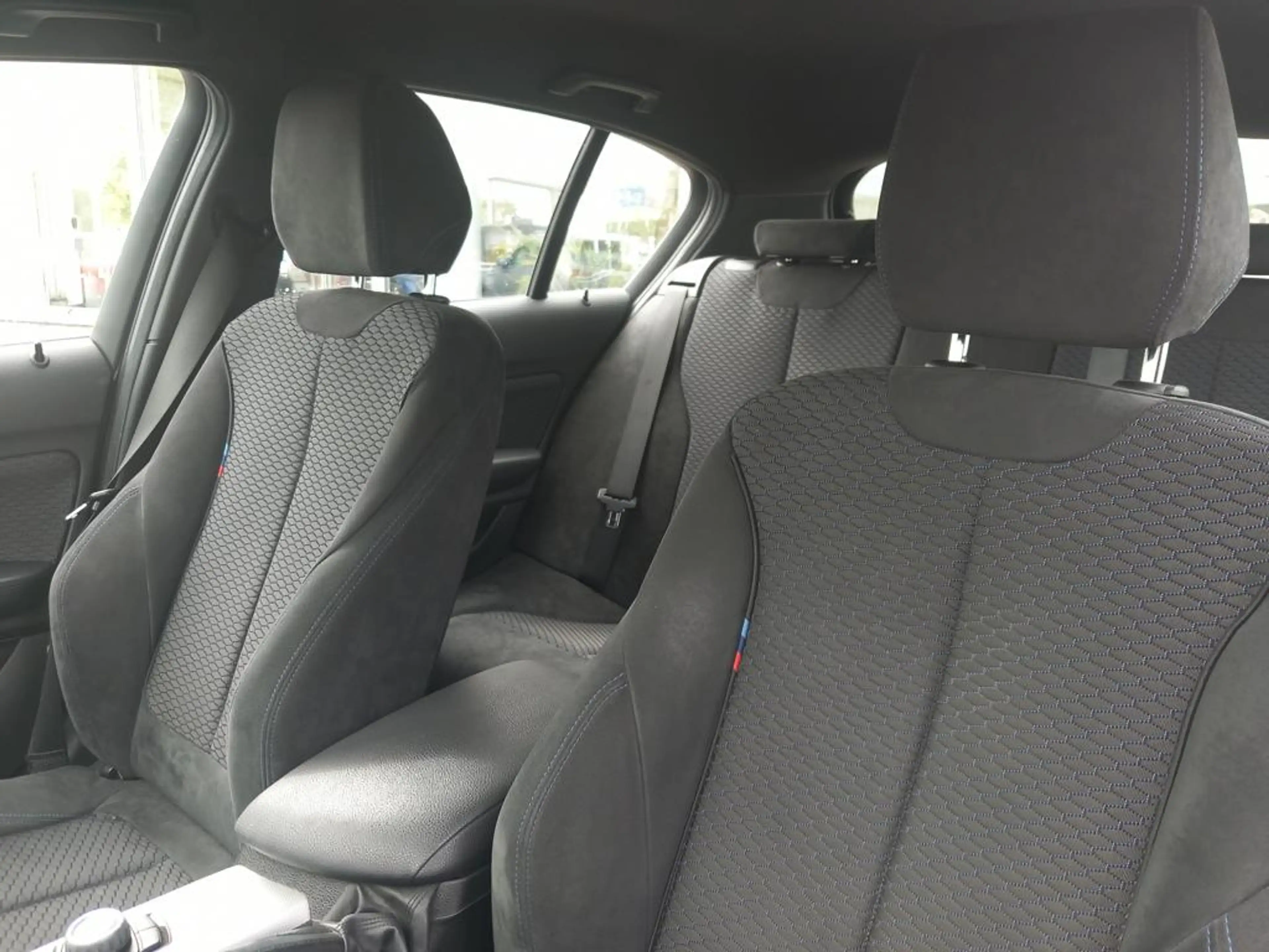 BMW 116 i M Sport M-Sport-Paket, Klimaautom., Sitzhzg. — photo 9