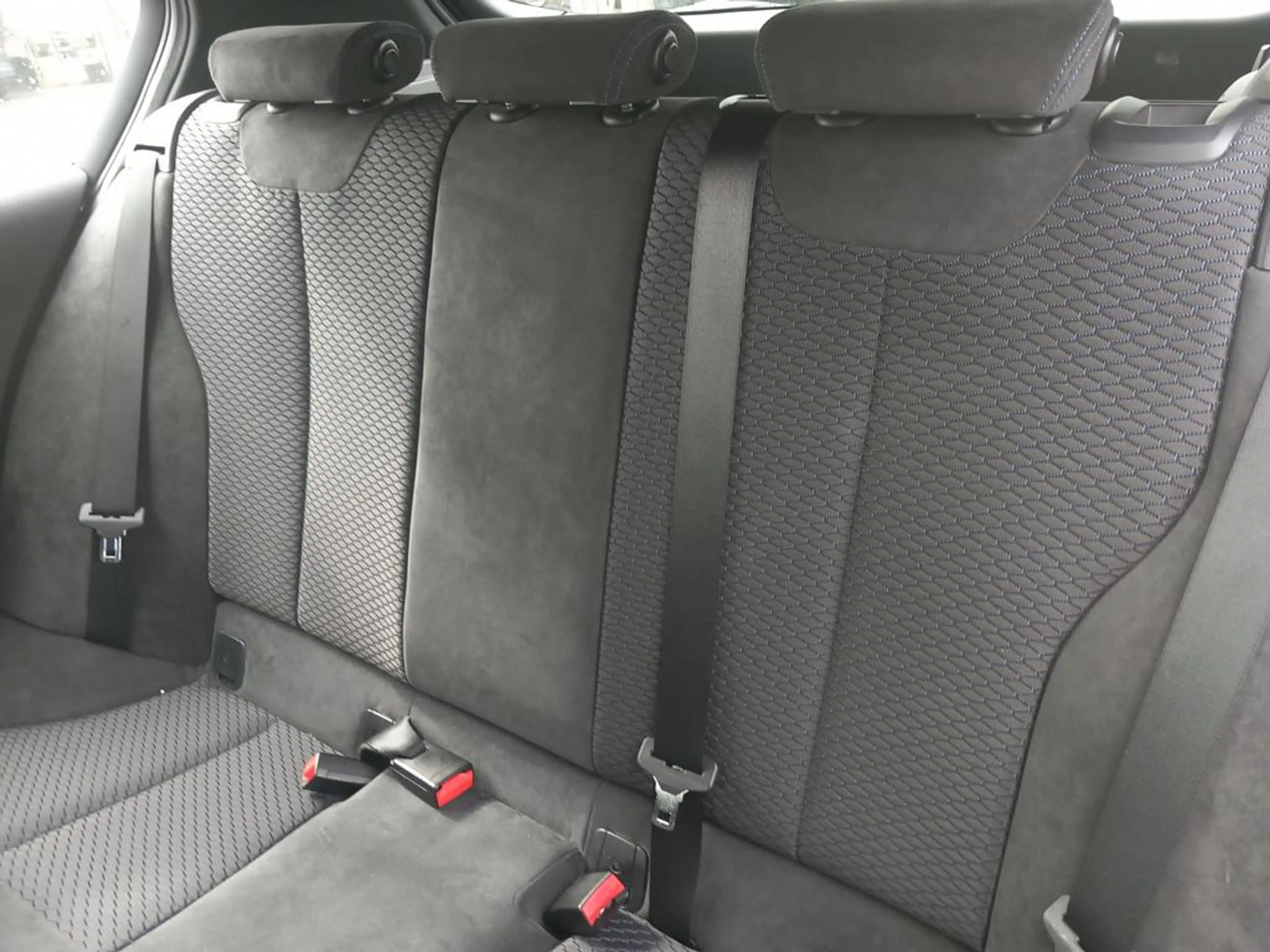 BMW 116 i M Sport M-Sport-Paket, Klimaautom., Sitzhzg. — photo 10