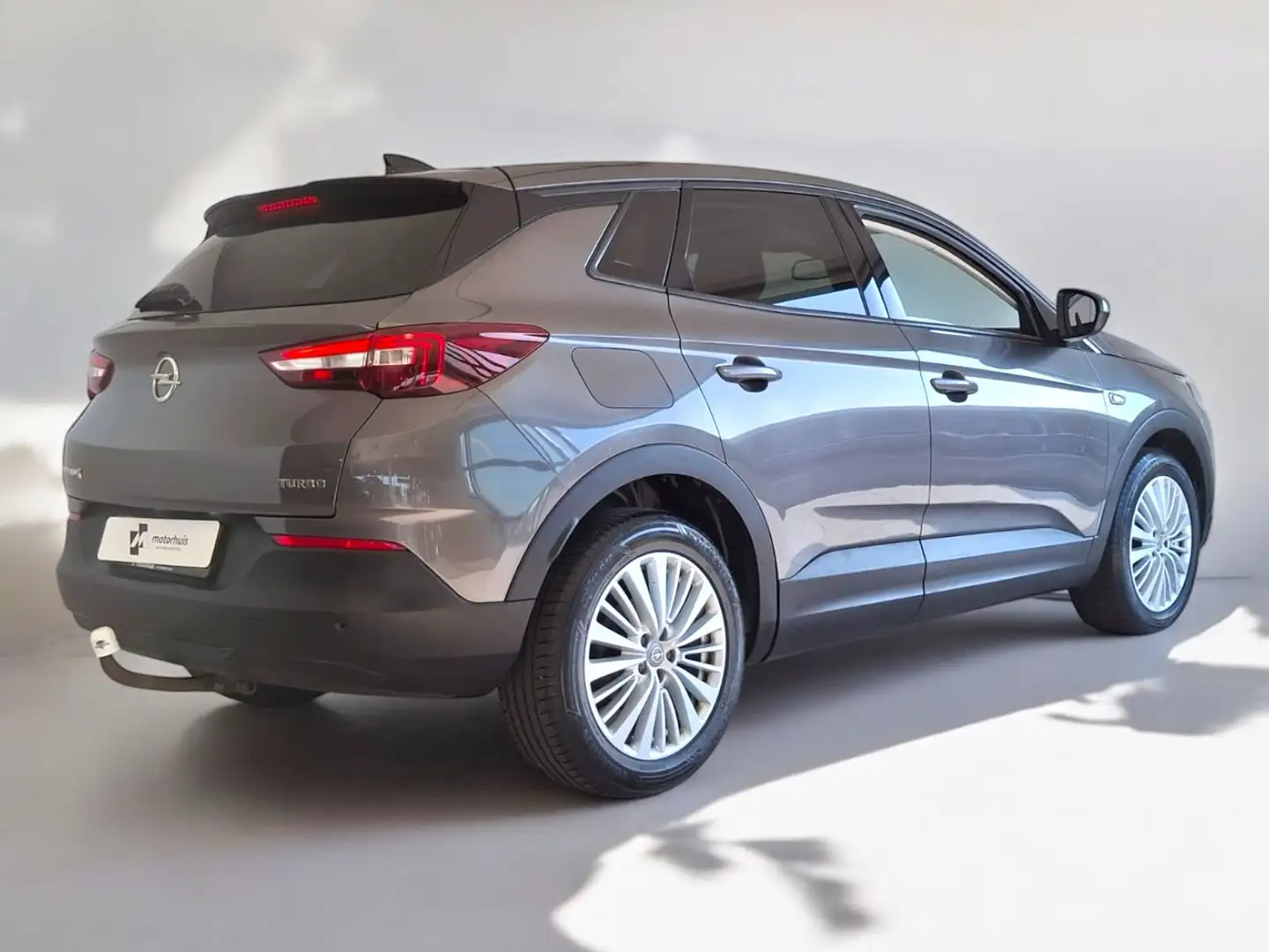 Opel Grandland X 1.2 Turbo 130pk S&amp;S Online Edition PANO NAVI L Grijs - 2