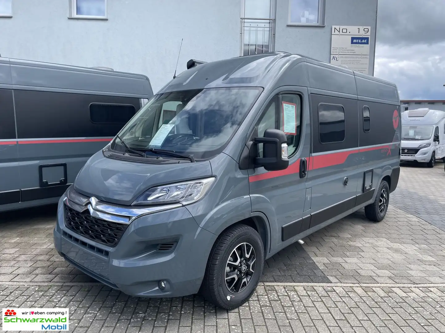 Pilote V600G X-Edition  AKTIONSPREIS CARAVANING TAGE! Grau - 1