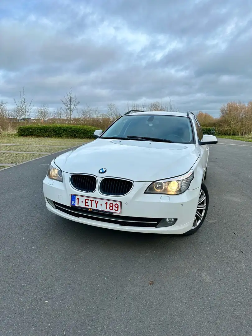 BMW 520 520d Touring Wit - 1